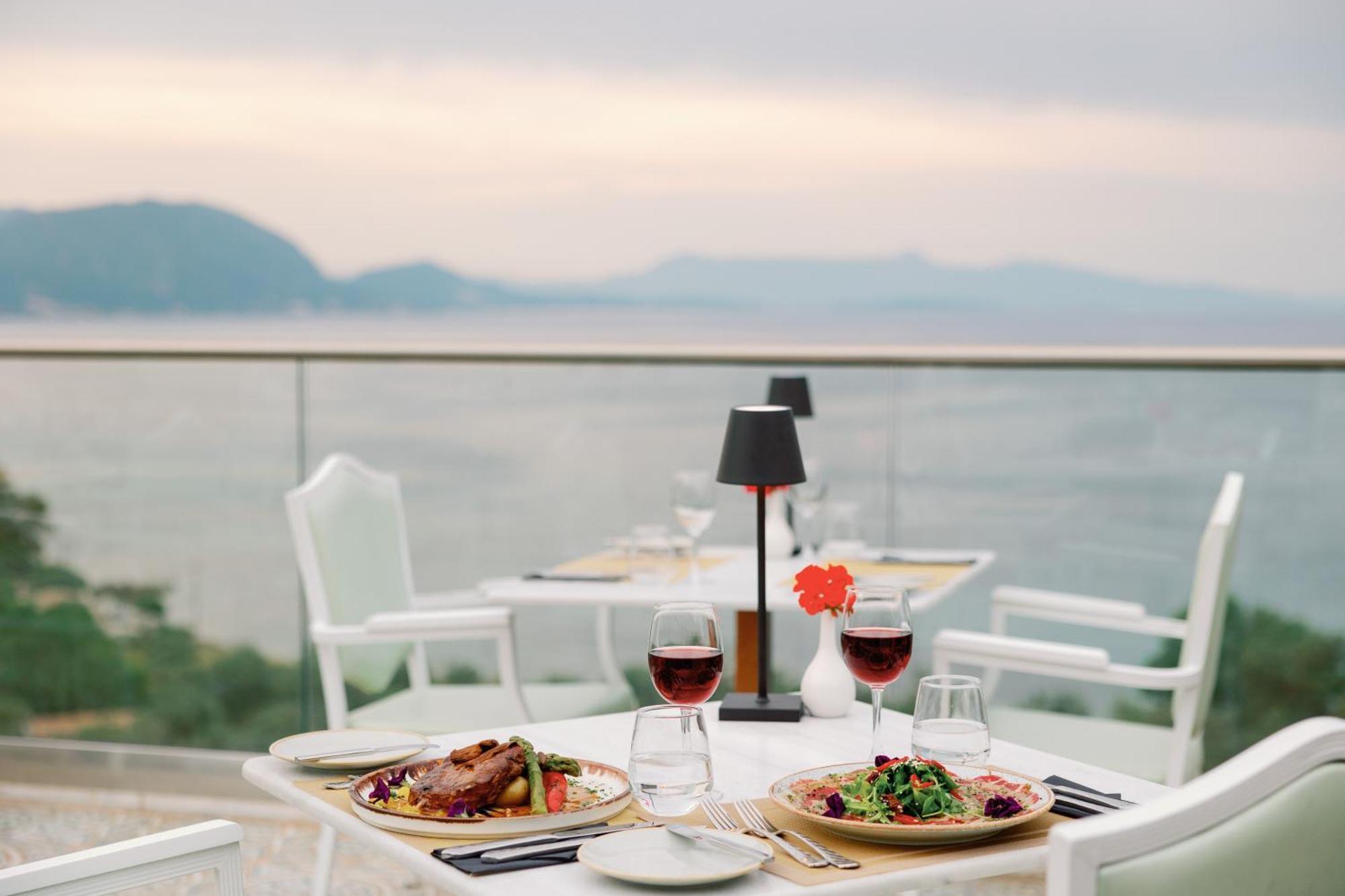 Kairaba Mythos Palace - Adults Only Kouspades Luaran gambar The View